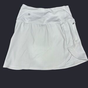 ATHLETA Woman’s White Skirt Golf Tennis Pickleball Skort Size XXS EXC CONDITION!